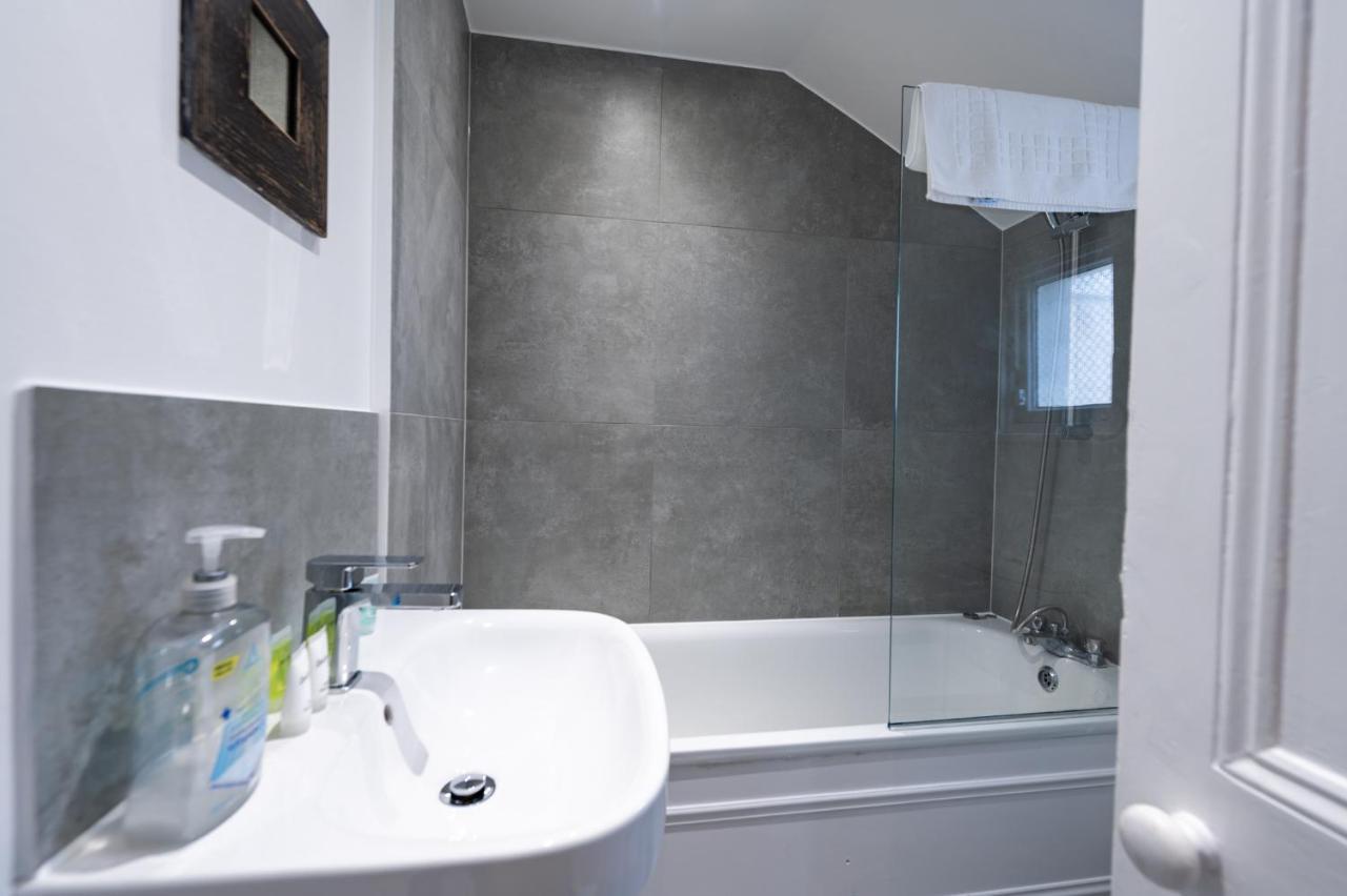Bright, Spacious & Large Wimbledon Flat Appartement *
